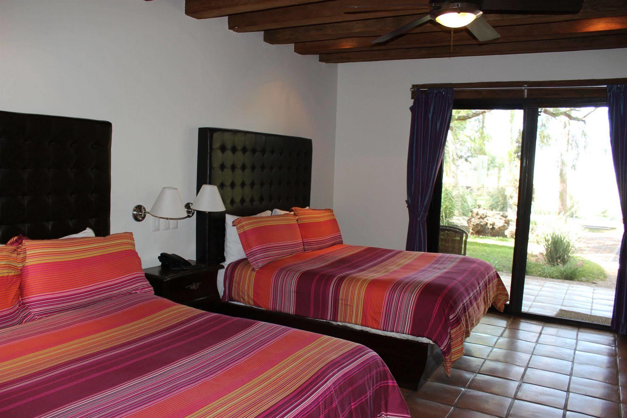 Quinta San Carlos San Pedro Tesistan Екстер'єр фото