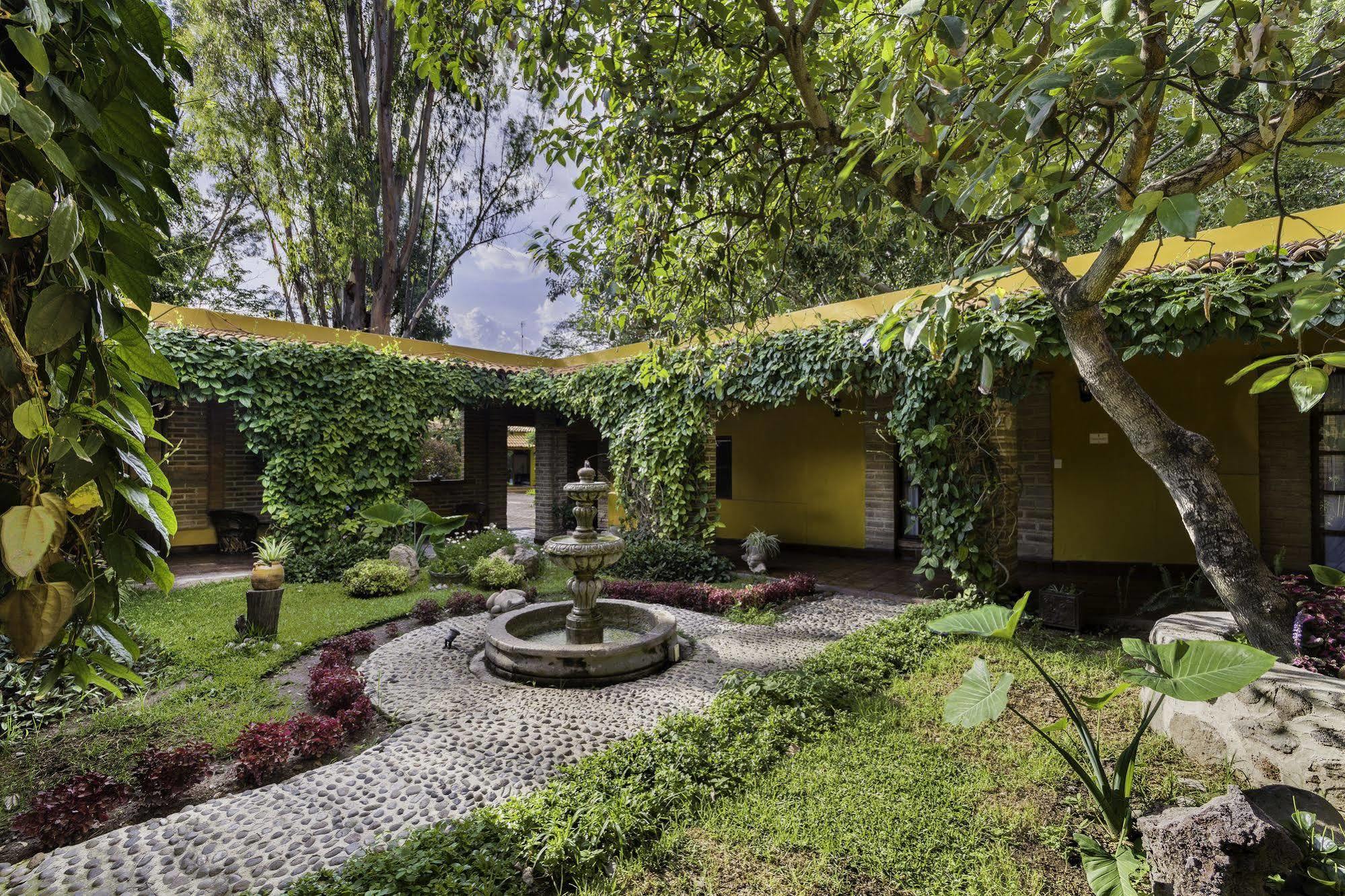Quinta San Carlos San Pedro Tesistan Екстер'єр фото